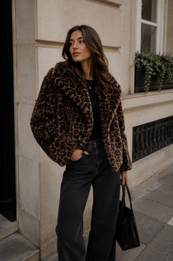 Women’s Plush Faux Fur Jacket with Fluffy Texture for Winter & Evening Wear
