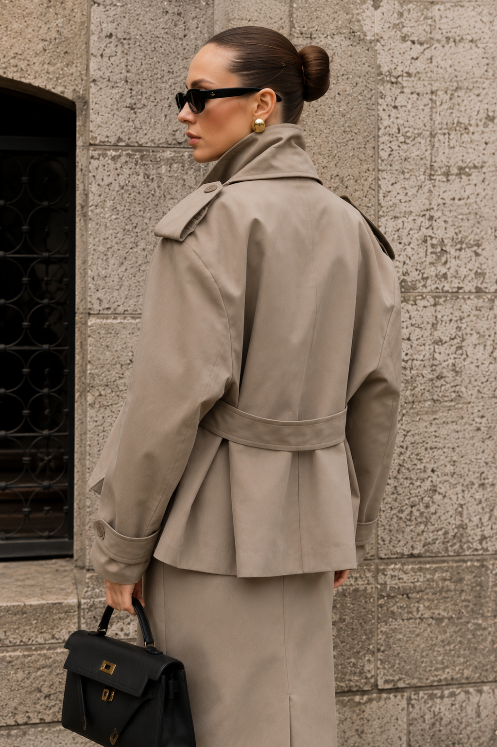 Women’s Long Lapel Coat with Lace-Up Detail for Office & Smart Casual Wear