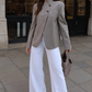 Women’s Lightweight Travel Blazer with Tailored Fit for Spring & Smart Casual Wear