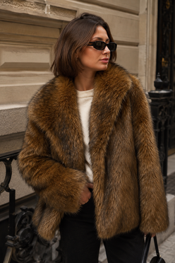 Women’s Plush Faux Fur Jacket with Fluffy Texture for Winter & Evening Wear