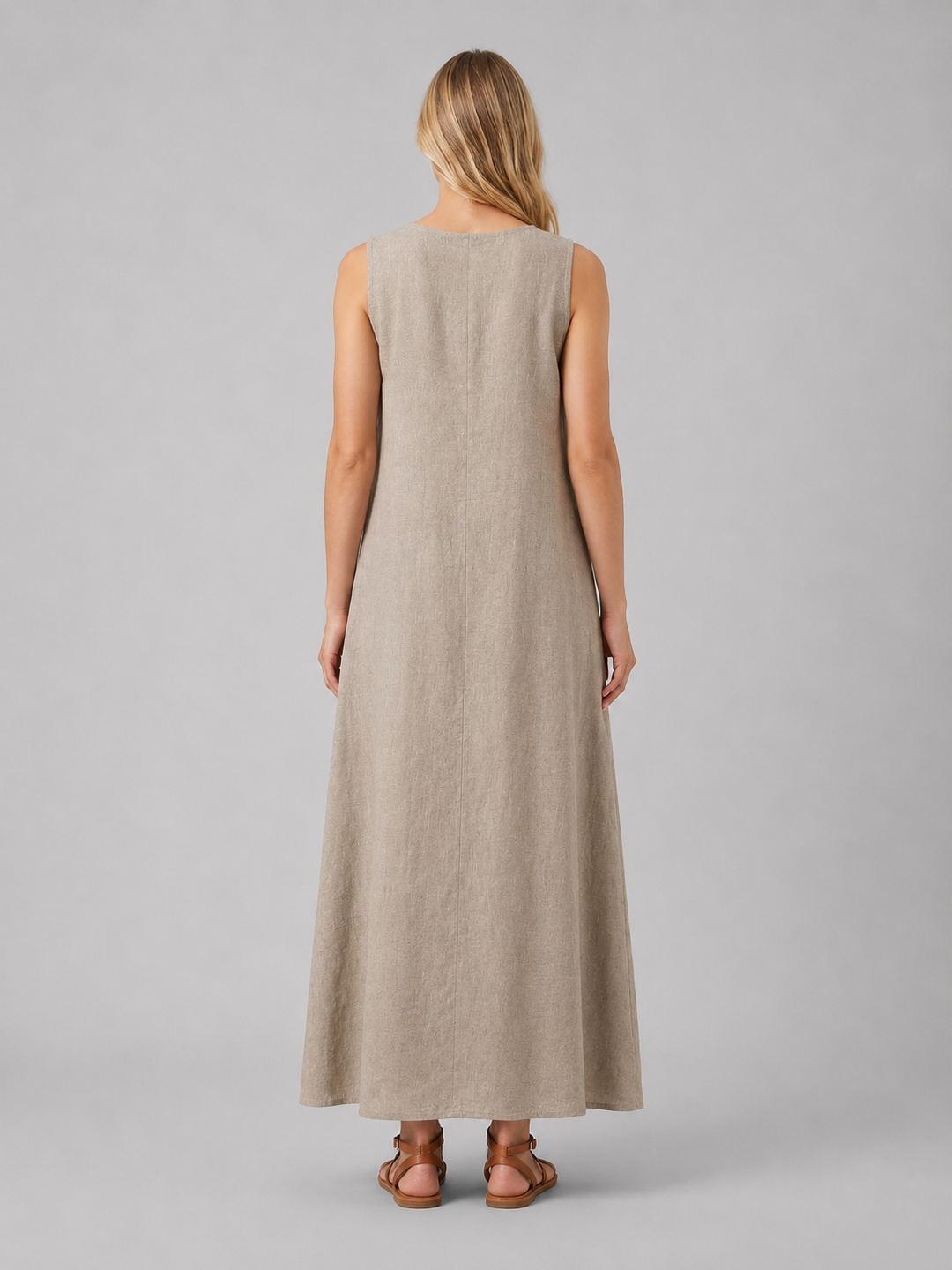 Women’s sleeveless V-neck A-line maxi dress with relaxed flowy fit